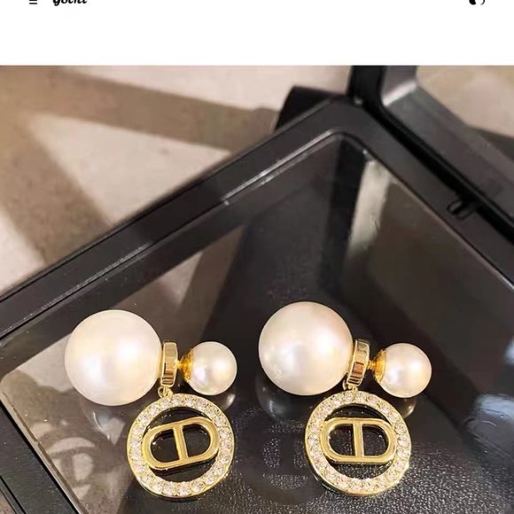 Reversible pearl earrings - Picture 4 of 5